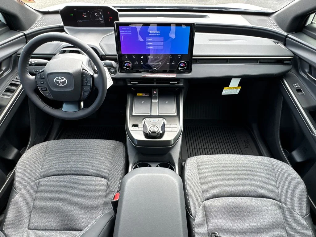 New 2026 Wind Chill Pearl Toyota XLE image 23