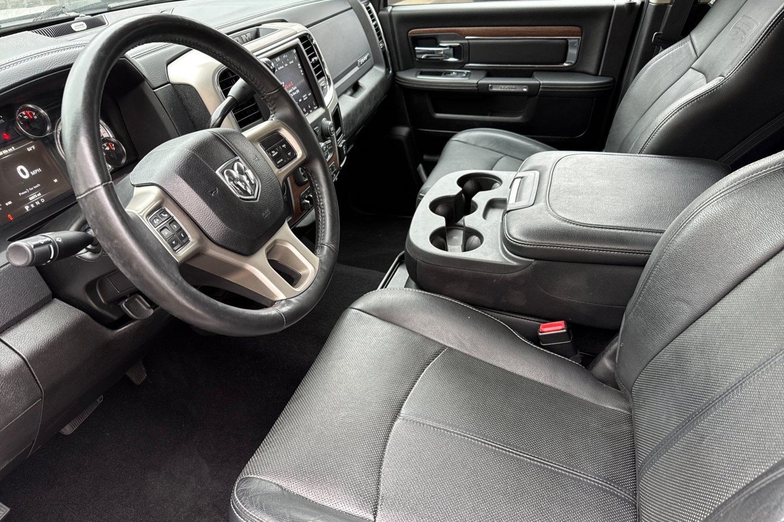 Used 2018 Bright White Clearcoat Ram Laramie image 10