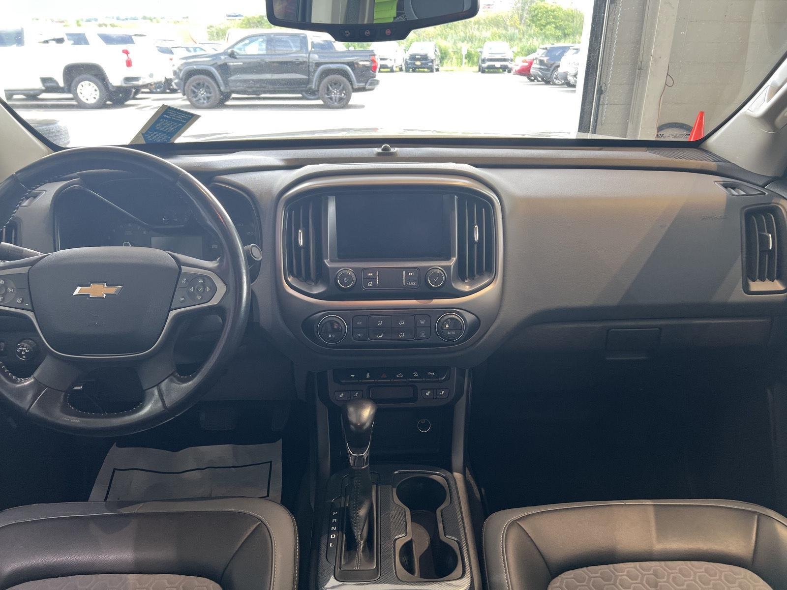 Used 2022 Summit White Chevrolet 4WD Z71 image 13
