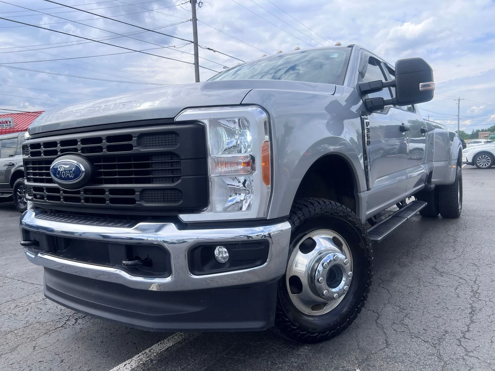 Used 2023 Silver Ford XL image 49