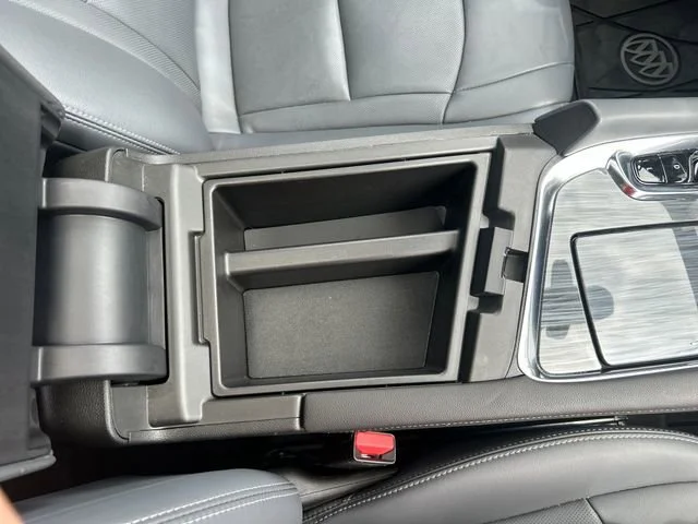 Used 2024 Moonstone Gray Metallic Buick Essence image 31