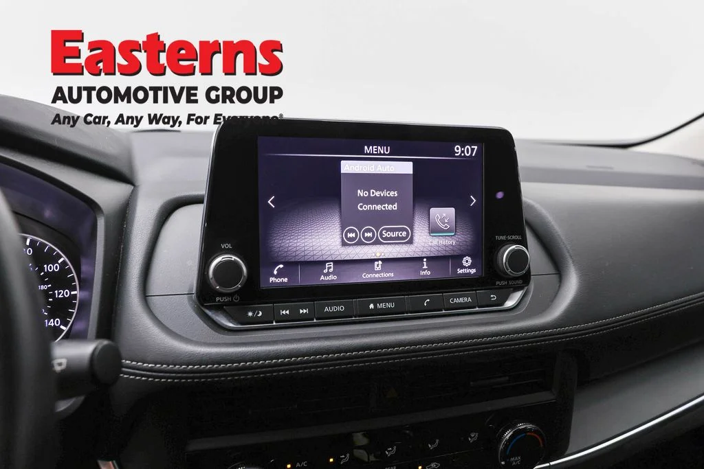 Used 2024 Gray Nissan S image 19