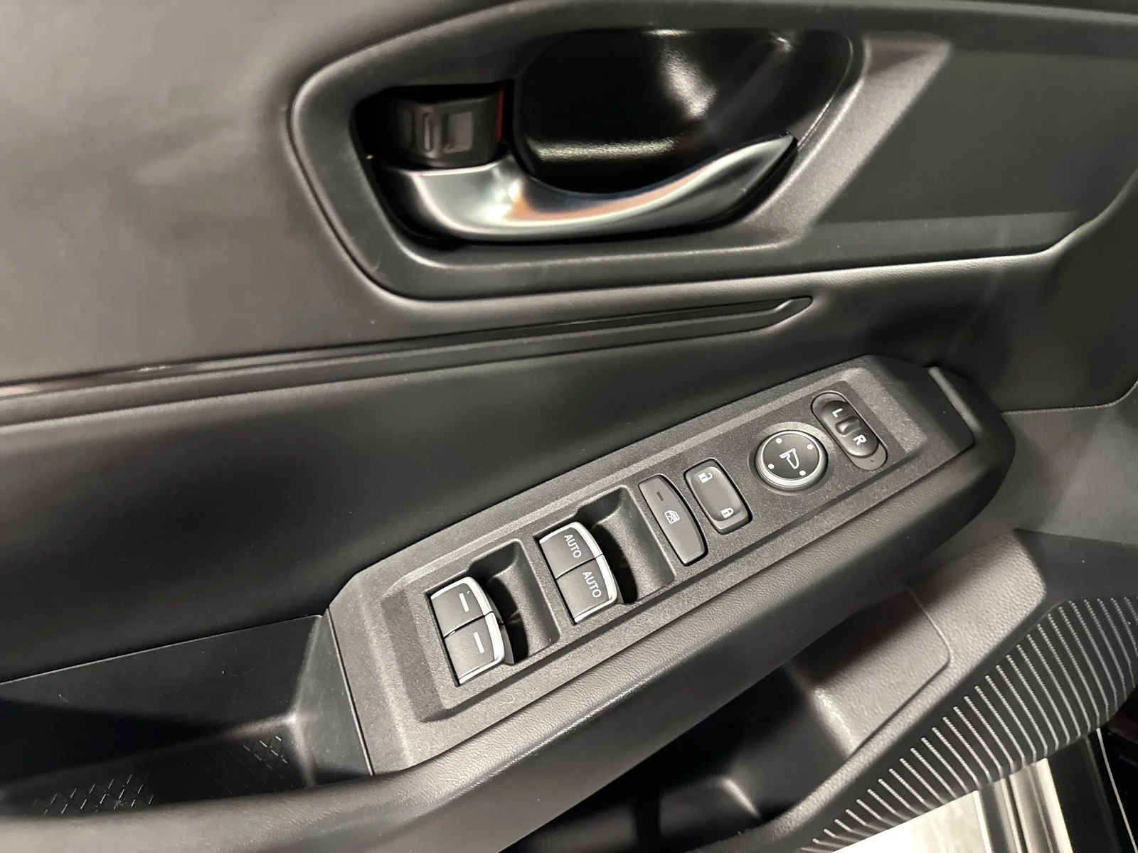 Certified Used 2023 Crystal Black Pearl Honda EX image 16
