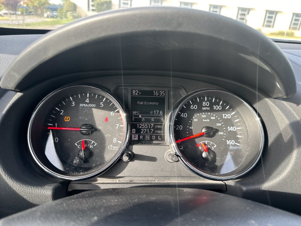 Used 2011 Blue Nissan SV image 15