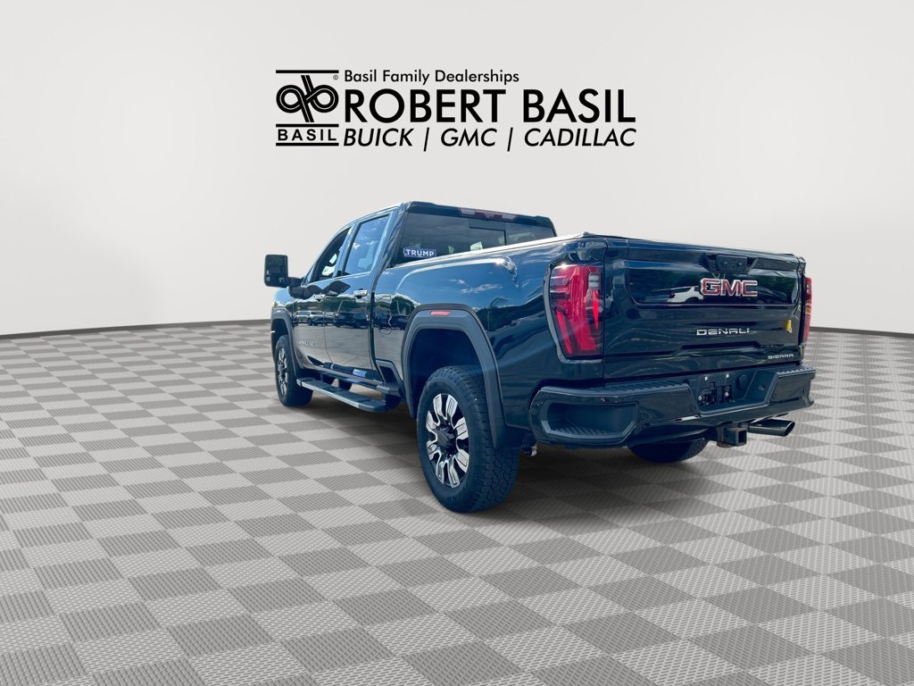 Used 2024 Black GMC Denali image 6