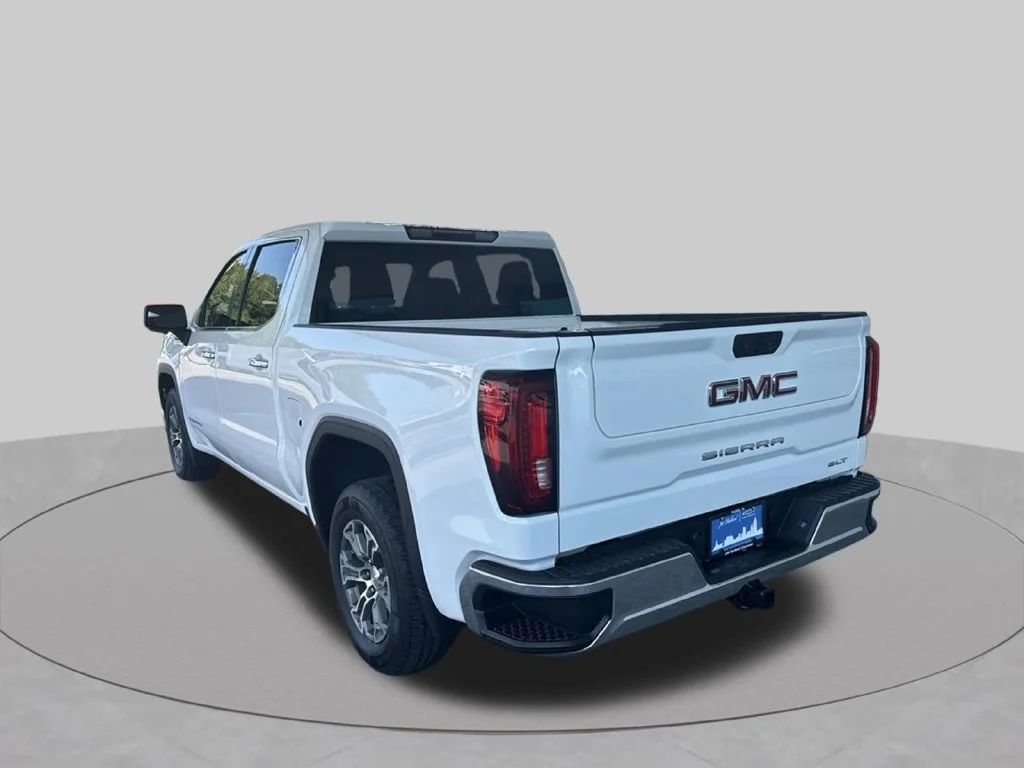 Used 2025 Summit White GMC SLT image 6