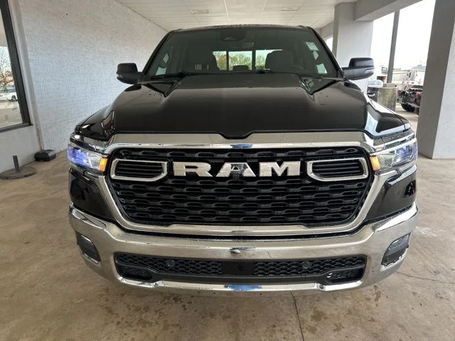 New 2026 Diamond Black Crystal Pearl-Coat Exterior Paint RAM Big Horn/Lone Star image 9
