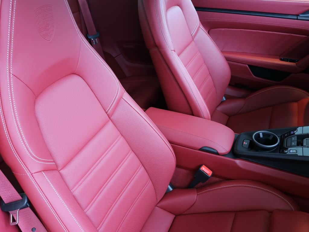 Used 2024  Porsche Targa 4 GTS image 26