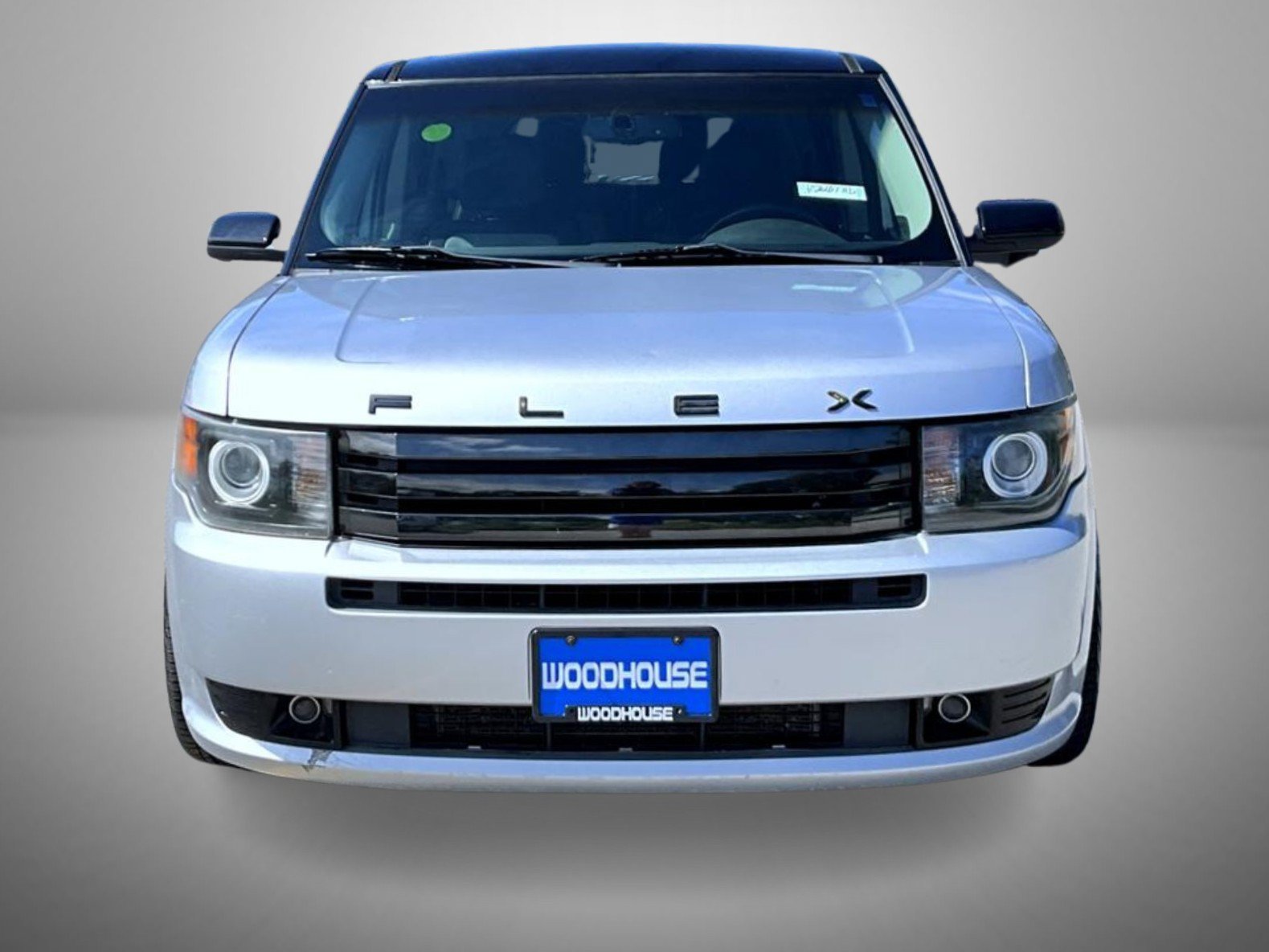 Used 2012 Silver Ford Titanium image 2