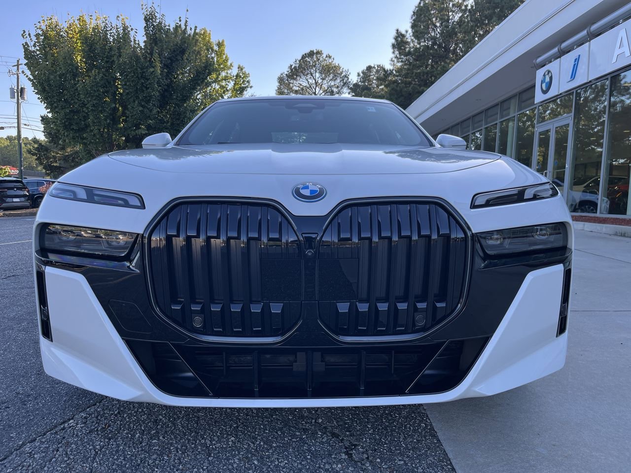 2025 BMW i7 50 - Photo 3