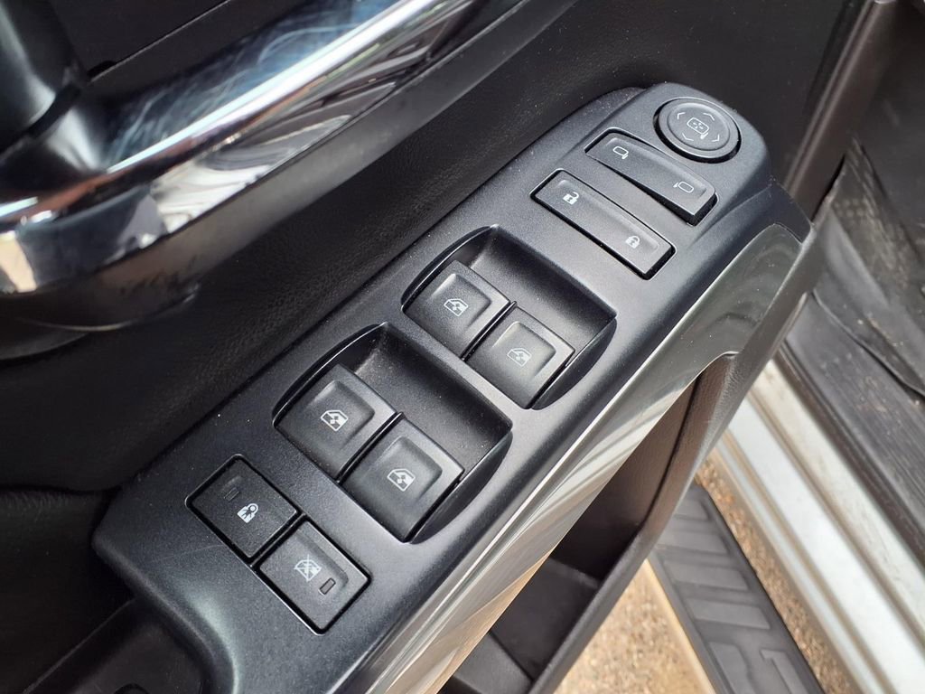 2018 Chevrolet Silverado 1500 LT - Photo 11