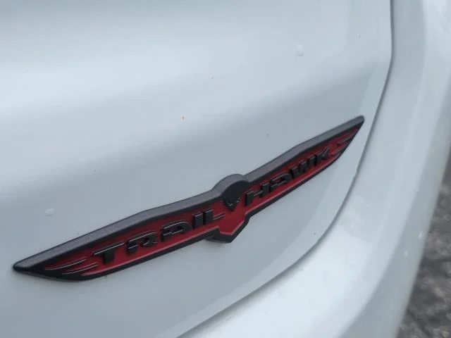 Used 2024 Red Hot Pearlcoat Jeep Trailhawk image 37