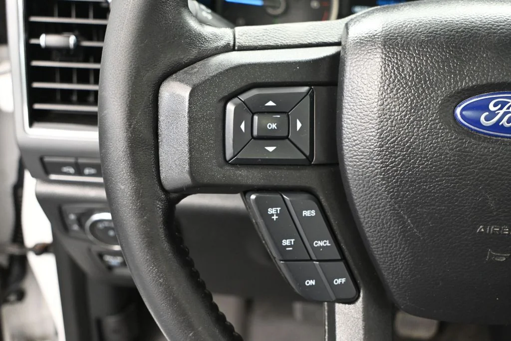 Used 2020 White Ford XLT image 29