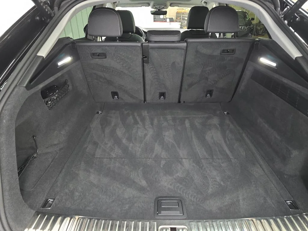 Used 2023 Black Audi 55 Premium Plus image 12