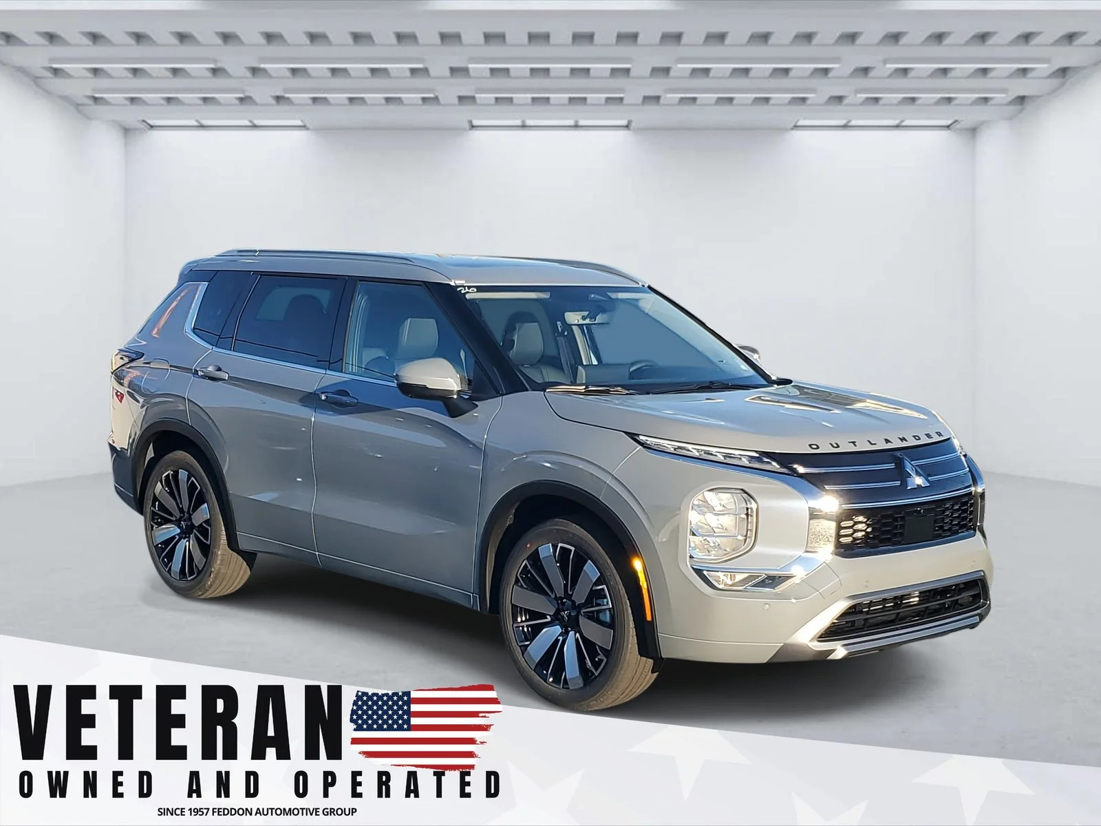 2026 Mitsubishi Outlander SEL FWD's photo