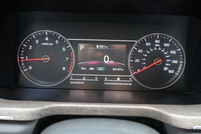 Used 2022 Black Kia EX image 31