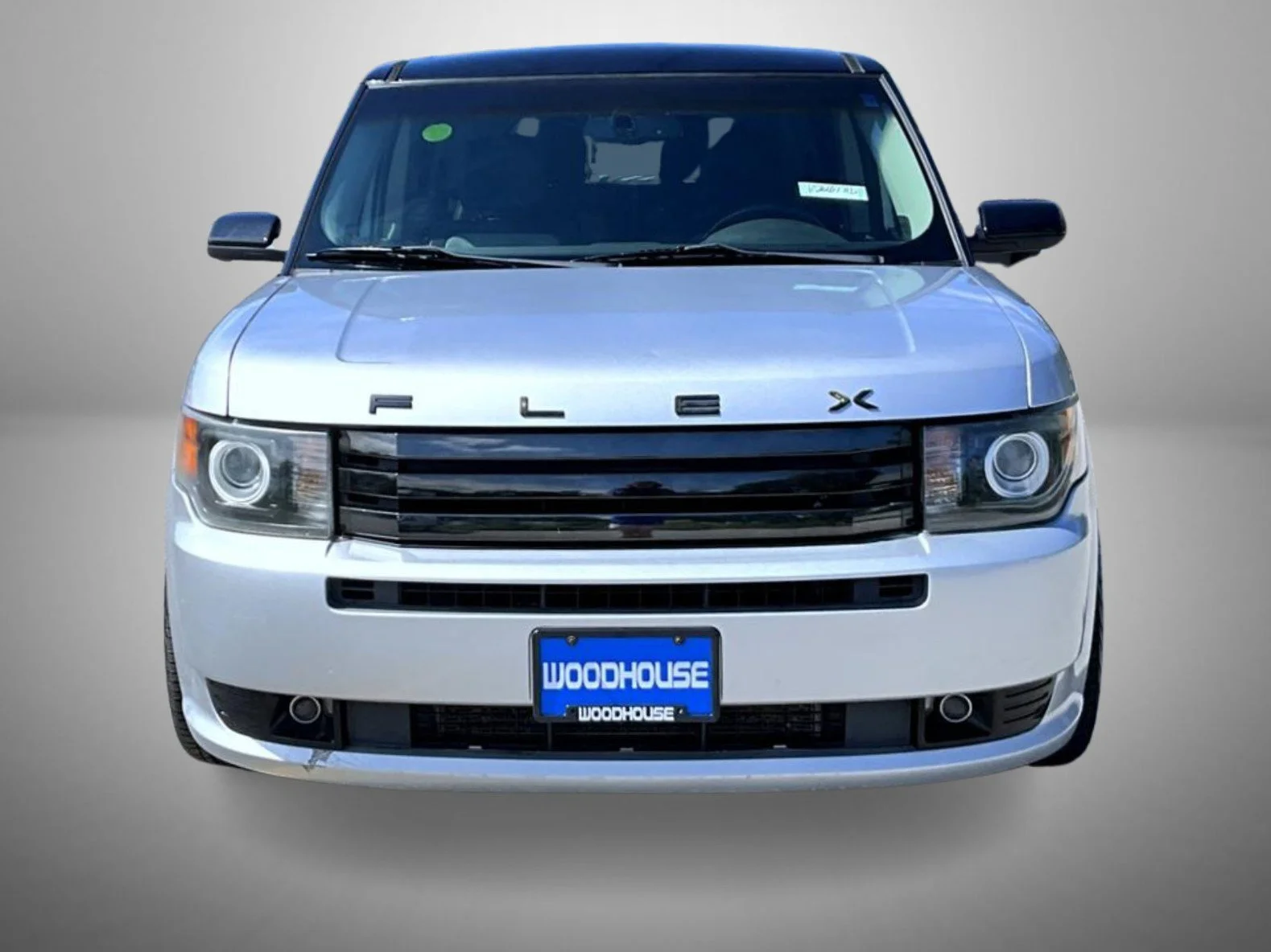Used 2012 Silver Ford Titanium image 2