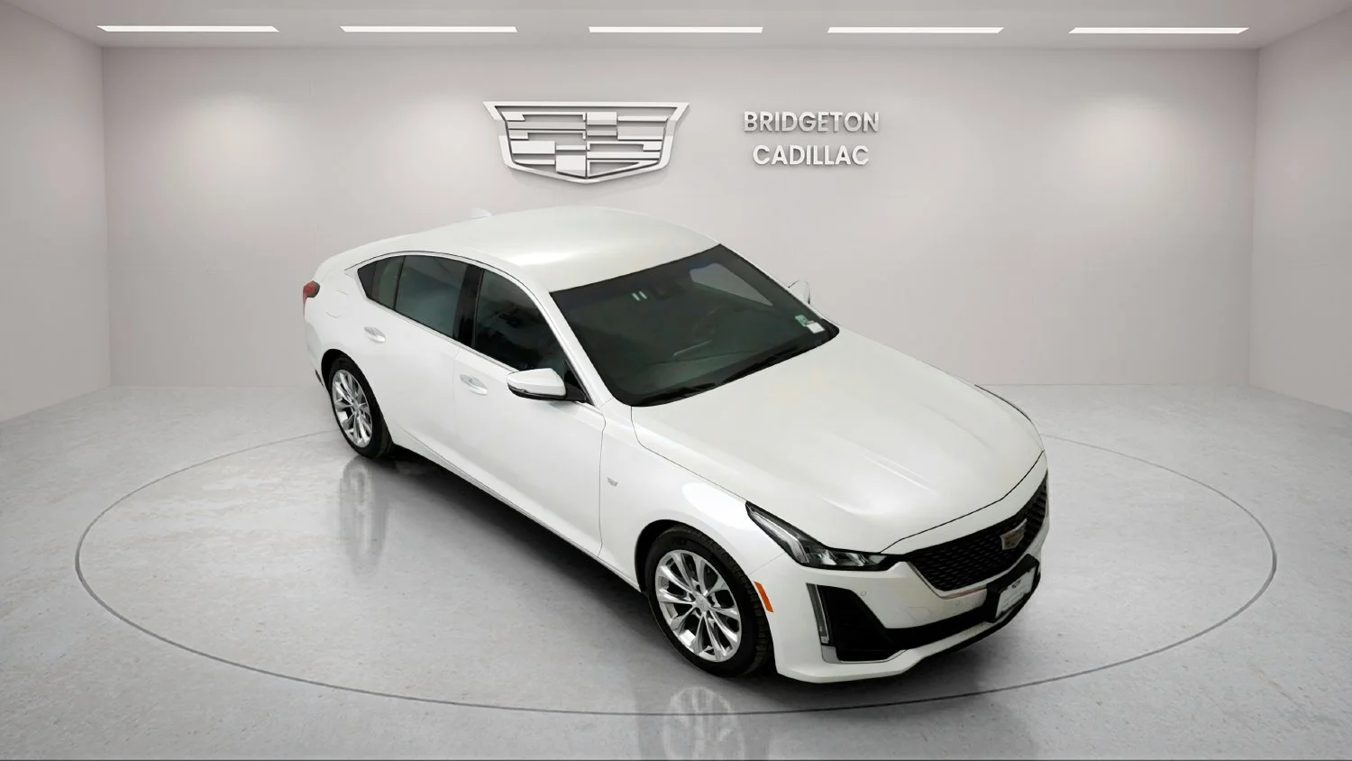 Used 2022 White Cadillac Premium Luxury image 27