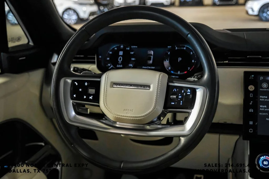 Used 2023 Portofino Blue Metallic Land Rover SE image 17
