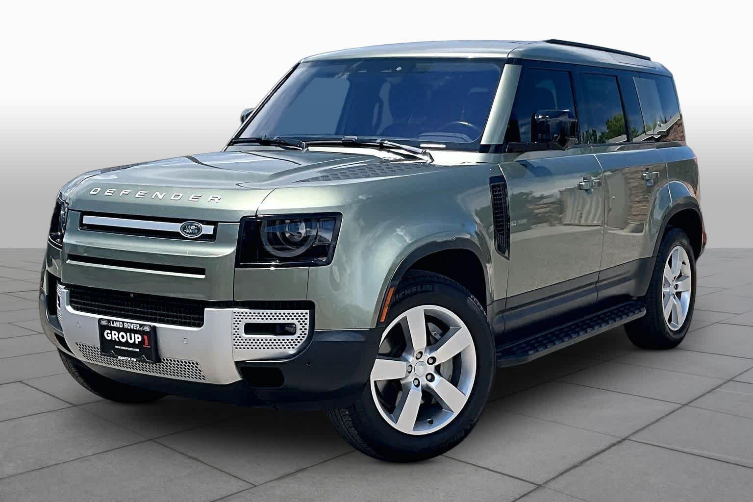 2023 Land Rover Defender SE