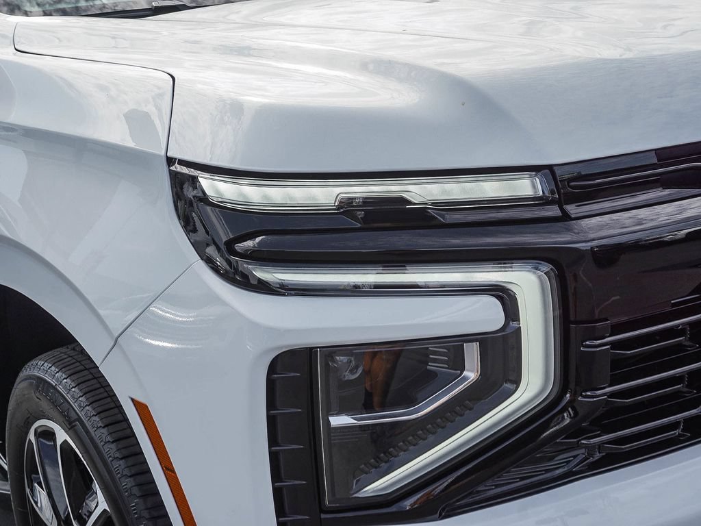 2026 Chevrolet Suburban RST - Photo 10