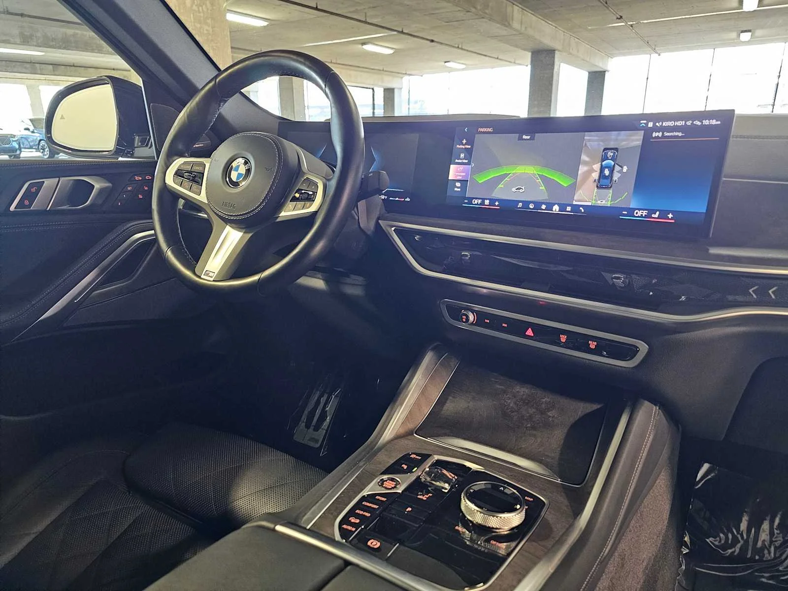 Used 2024 Carbon Black Metallic BMW xDrive40i image 31