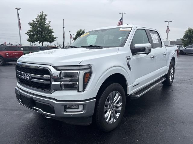 Certified Used 2024 Oxford White Clearcoat Ford Lariat image 3