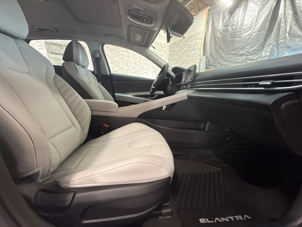 New 2026 Abyss Black Hyundai SEL Sport Plus image 11