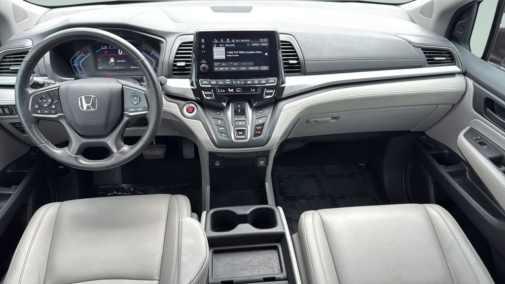 2024 Honda Odyssey EX-L - Photo 11