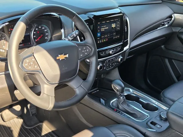 Used 2023 Gray Chevrolet LT Leather image 9