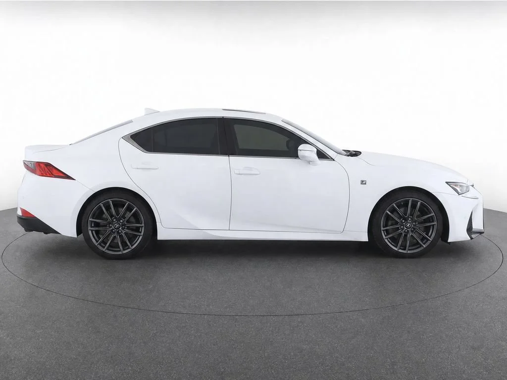 Used 2018 White Lexus IS 300 image 9