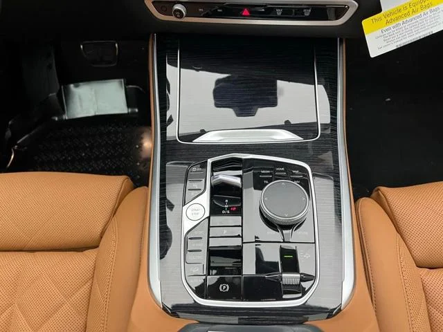 New 2026 Carbon Black Metallic BMW xDrive50e image 11