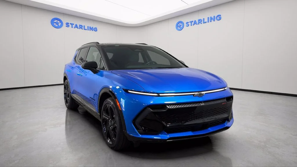 Used 2025 Riptide Blue Metallic Chevrolet RS image 15