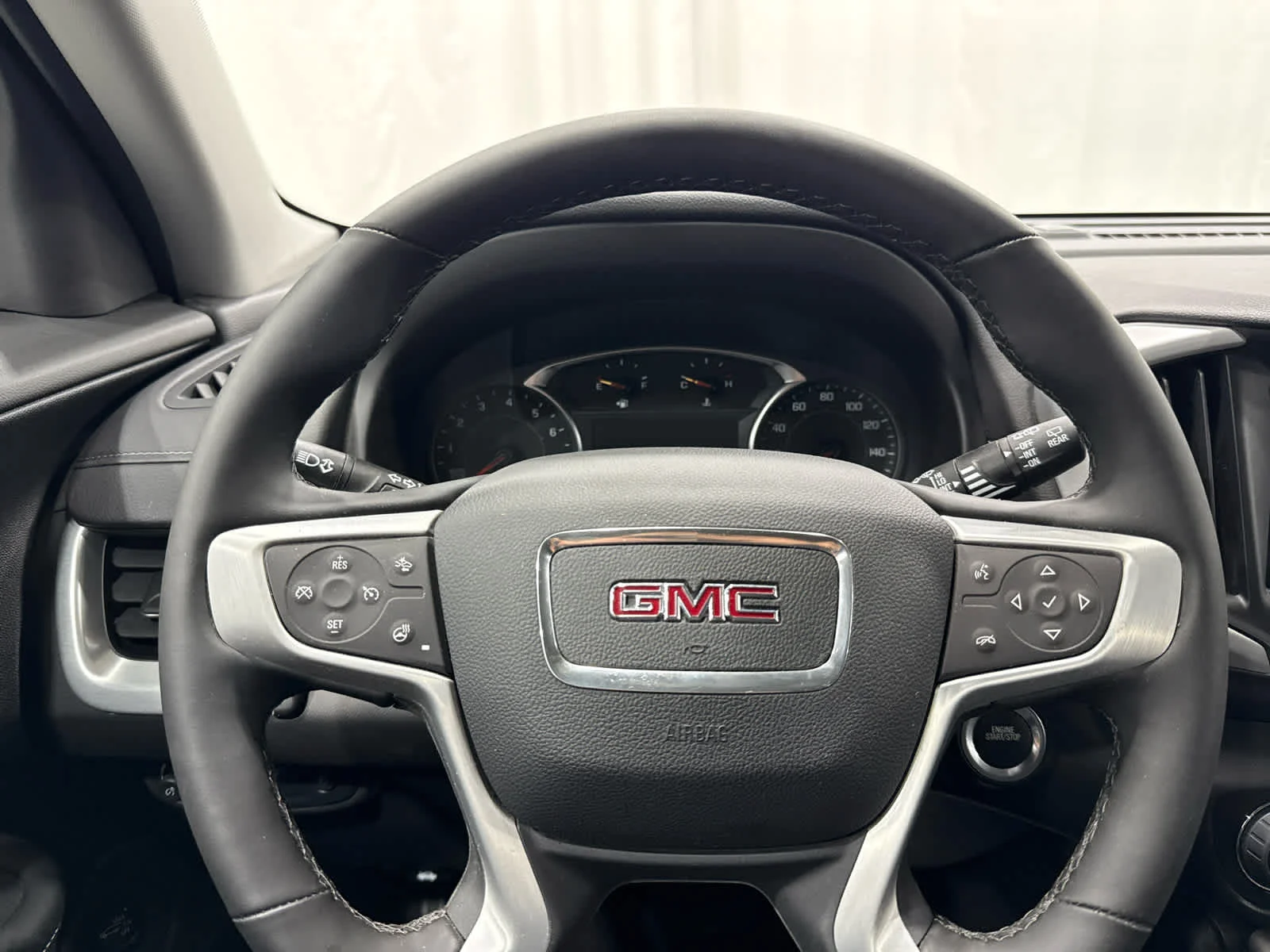 Used 2024 Sterling Metallic GMC SLT image 16