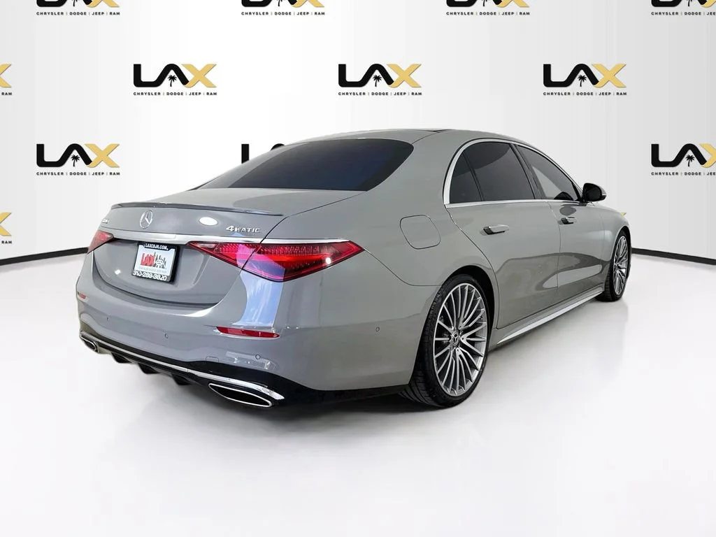 Used 2022 Gray Mercedes-Benz S 580 image 7
