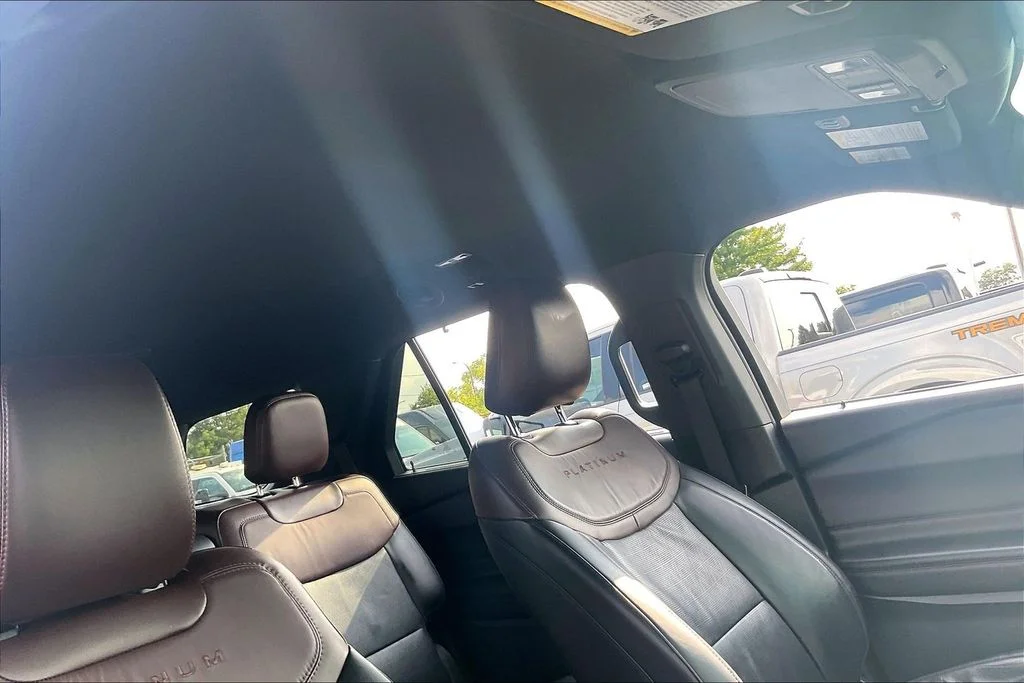Used 2023 White Ford Platinum image 21