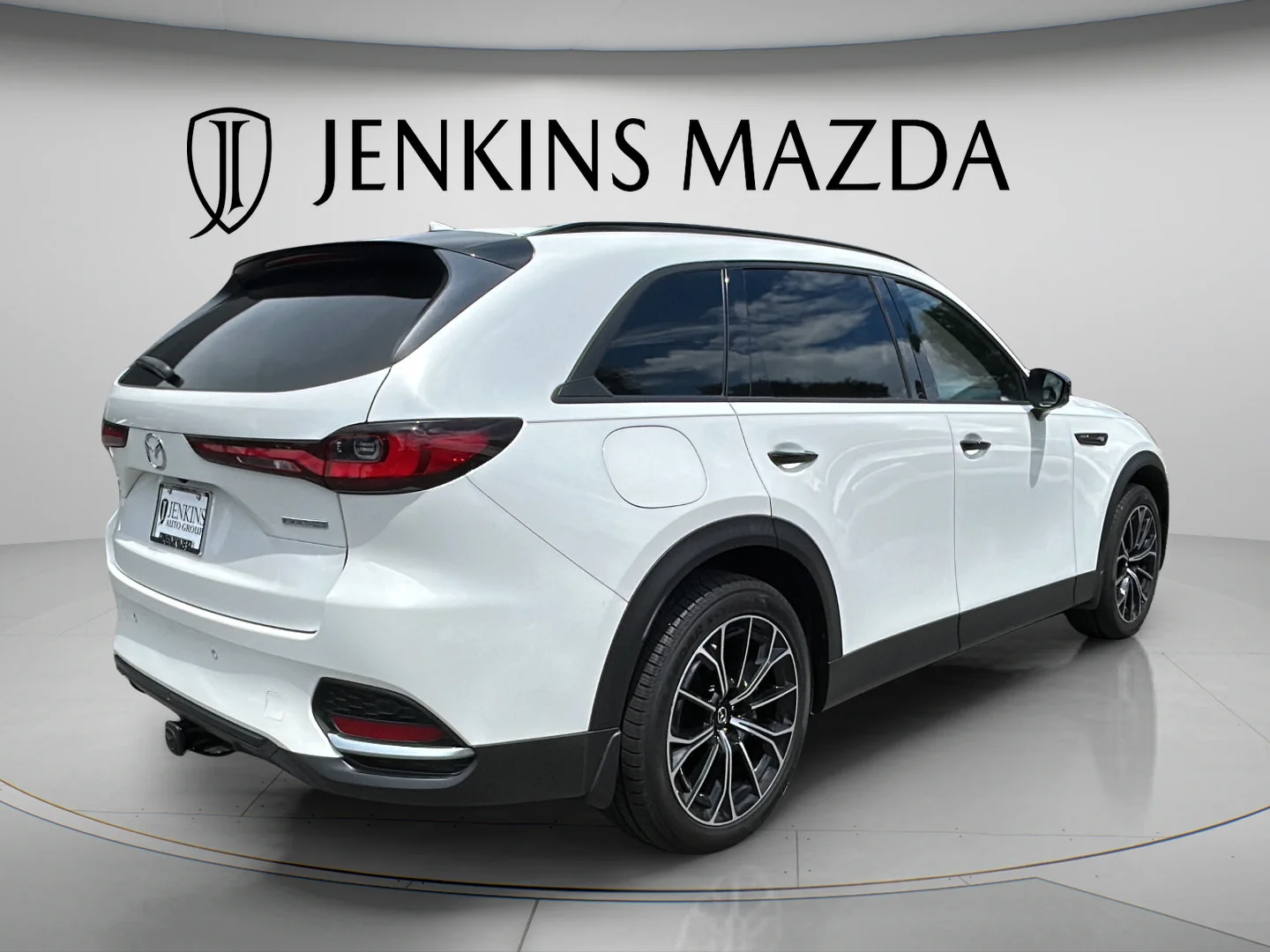 Used 2025 Rhodium White Premium Mazda Premium Plus Package image 4