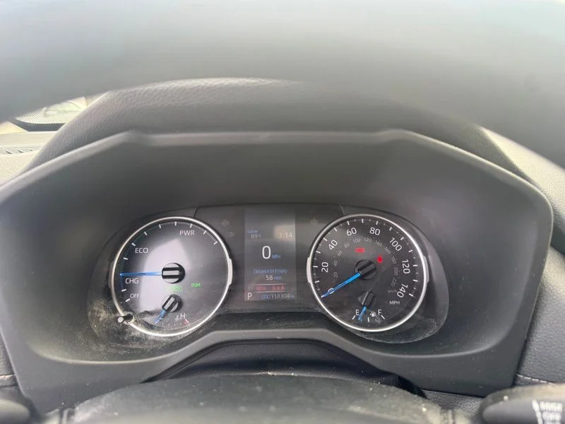 Used 2021 Black Toyota XLE image 5