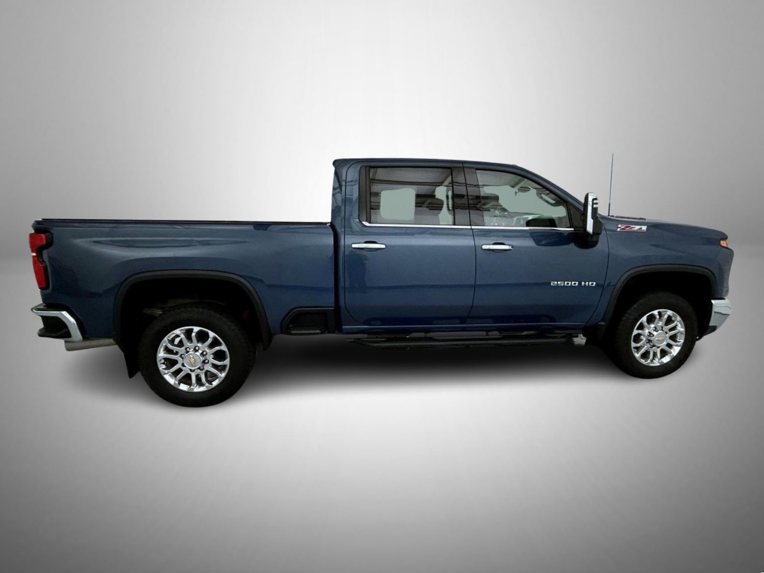 Used 2024 Blue Chevrolet LTZ image 4