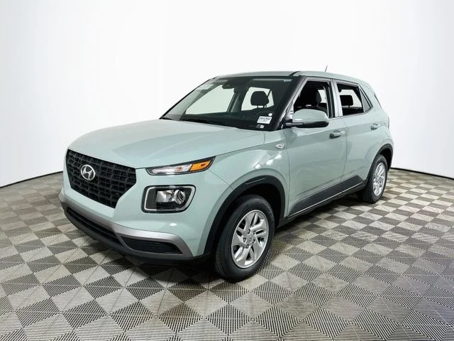 New 2026 Hyundai VENUE SE