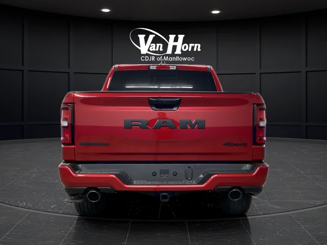 New 2026 Molten Red Pearl-Coat Exterior Paint RAM Big Horn/Lone Star image 6