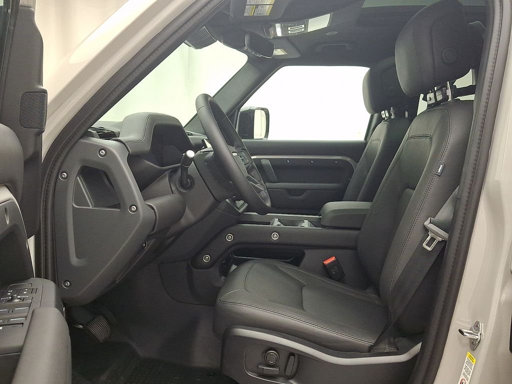New 2026 Borasco Grey Land Rover X-Dynamic SE image 9