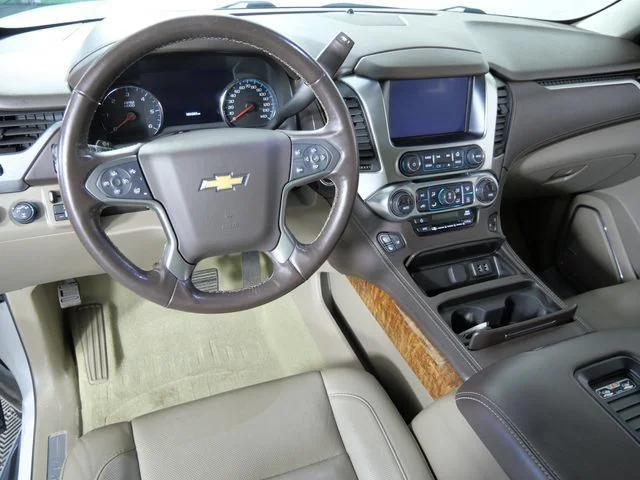 Used 2018 Beige Chevrolet Premier image 3