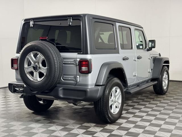 Used 2022 Silver Jeep Unlimited Sport S image 10