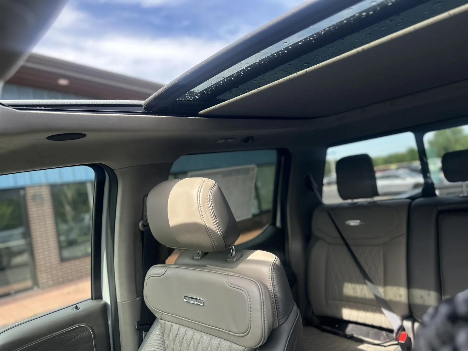 New 2026 Avalanche Ford Platinum image 27