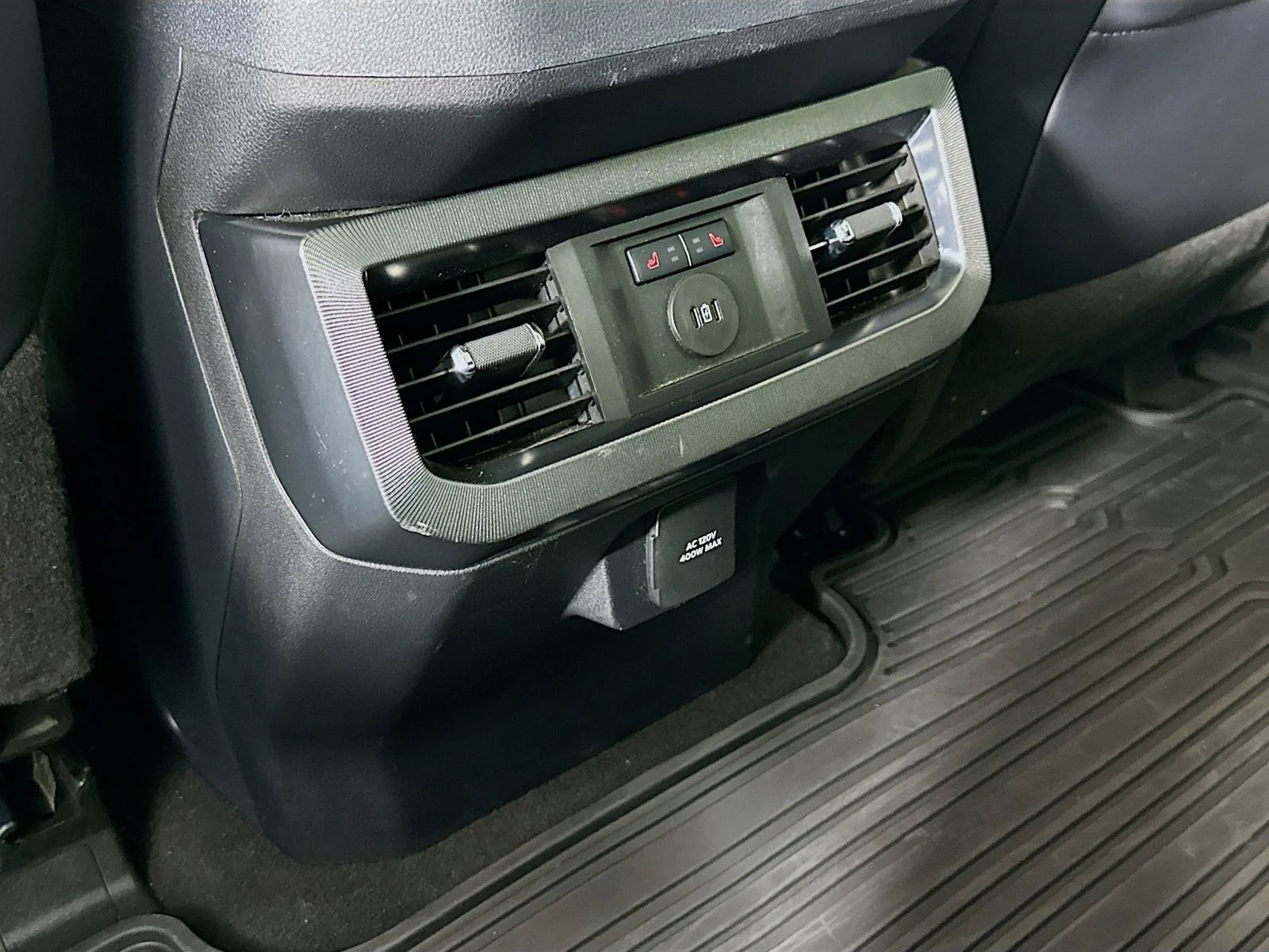 Used 2025 Gray Ford Platinum image 28