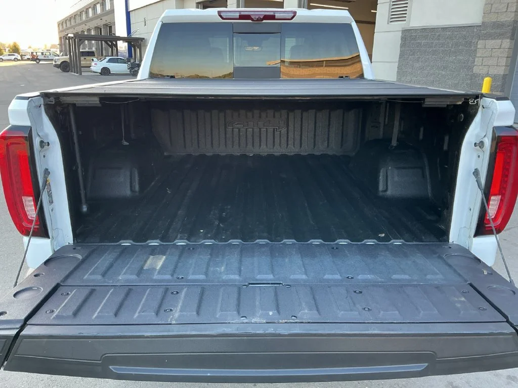 Used 2024 Summit White GMC AT4 image 29