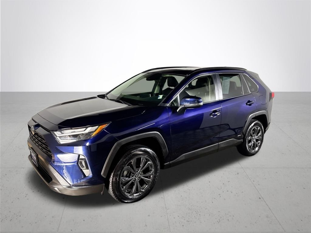 Used 2023 Blueprint Toyota XLE Premium image 2