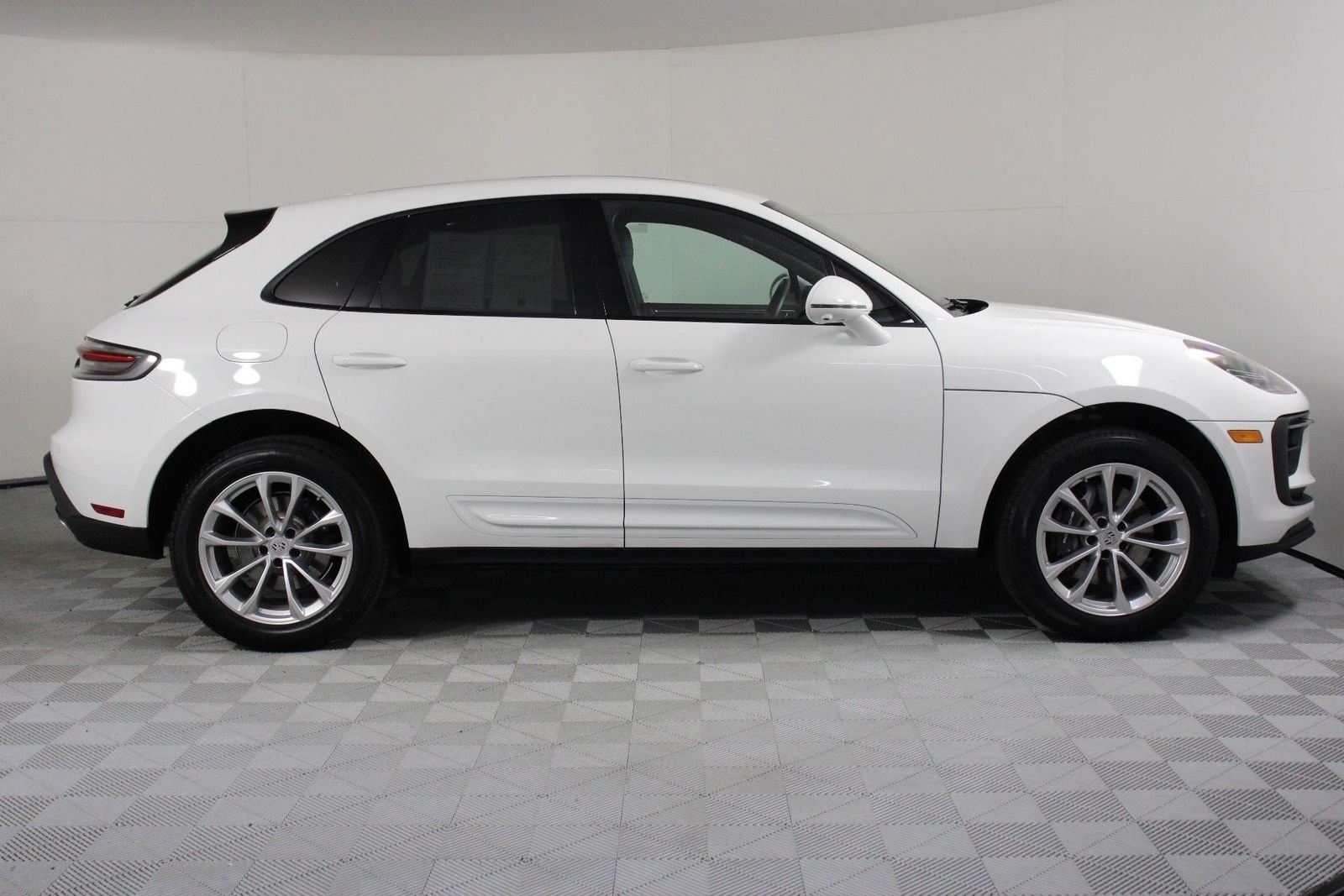 Certified Used 2026 White Porsche  image 8