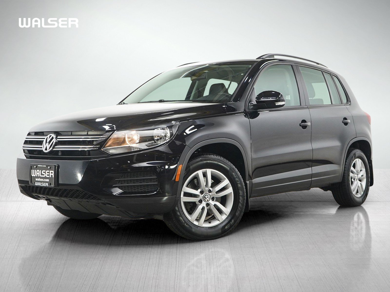 2017 Volkswagen Tiguan 2.0T S 4Motion's photo